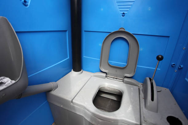 Portable Toilet Options We Offer in Everman, TX